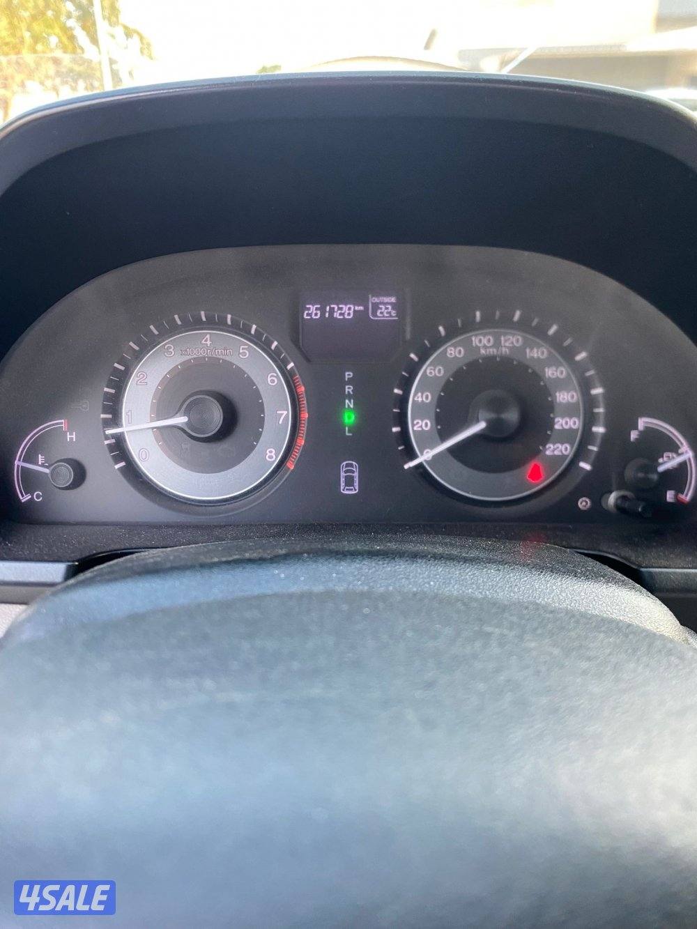 للبيع هوندا اودسي 2014 عداد 261.000 الف الدرجه الاولي شاشتين ابواب كهر7