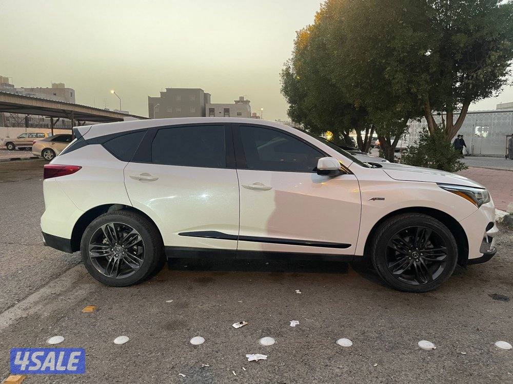 للبيع اكيورا 2020 rdx فئة aspec الرياضيه ممشى ٦٢٠٠٠ فقط6