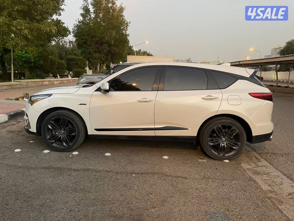 للبيع اكيورا 2020 rdx فئة aspec الرياضيه ممشى ٦٢٠٠٠ فقط7