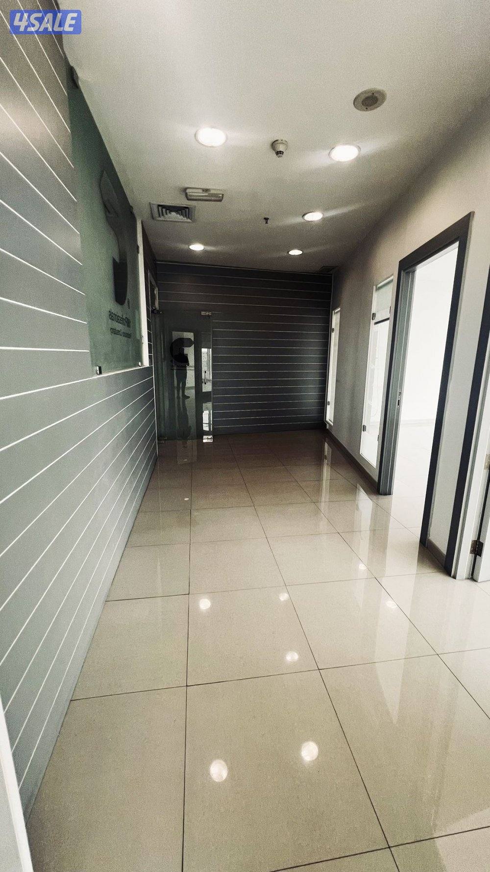 نص دور تجاري مميز للايجار بمنطقة القبله7