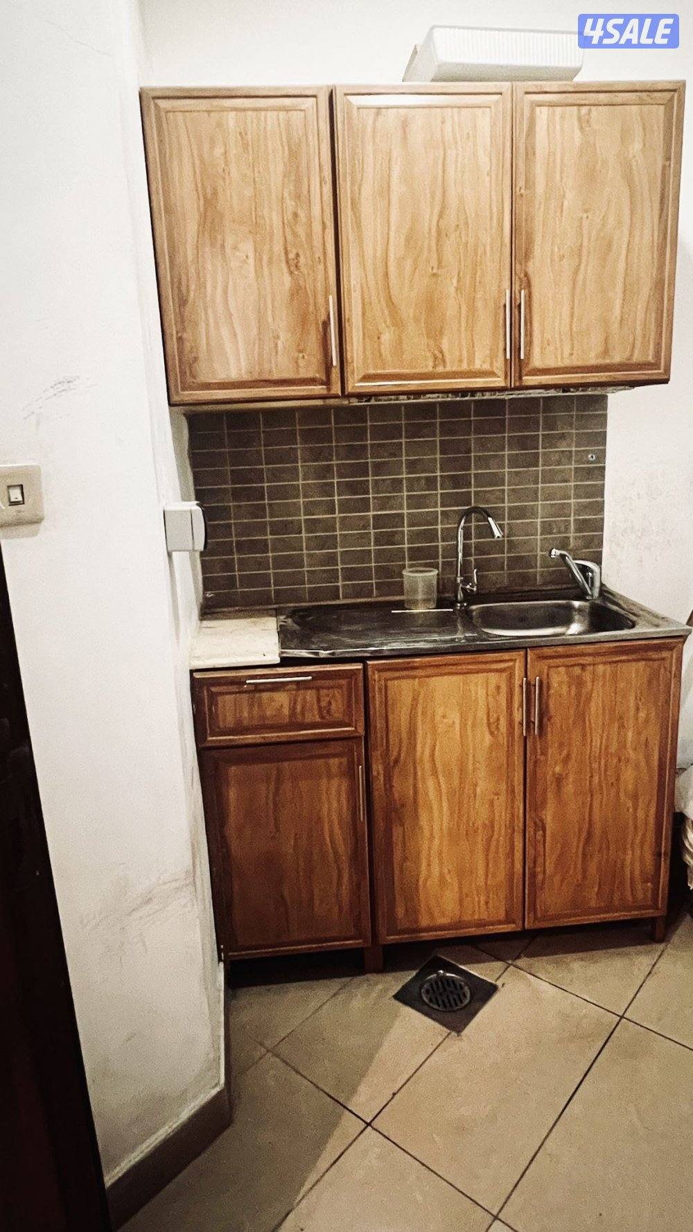 نص دور تجاري مميز للايجار بمنطقة القبله10