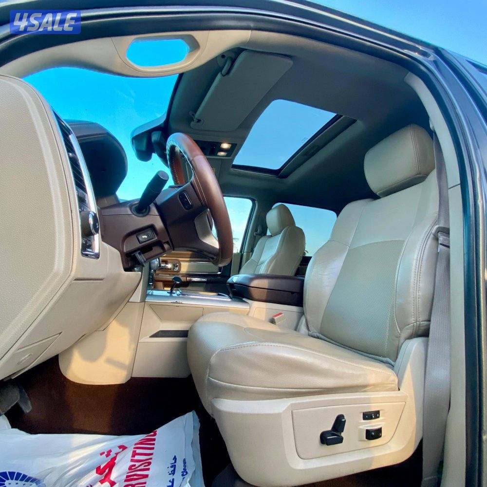 🔺بيع 🔺 شراء 🔺تثمين 🔺

للبيع وانيت RAM Laramie
موديل ٢٠١٥ 
عداد ٢٨٠7