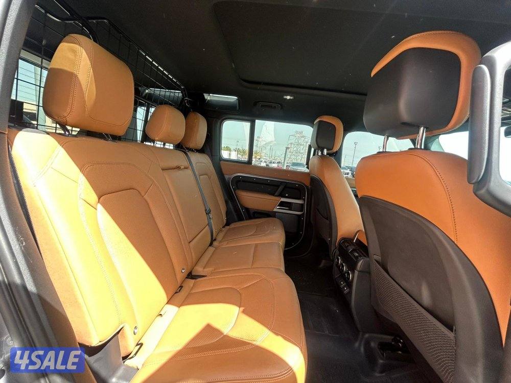 لاند روفر ديفندر 110-V6 موديل 2023 ماشى 64.000 k.m وارد الغانم4