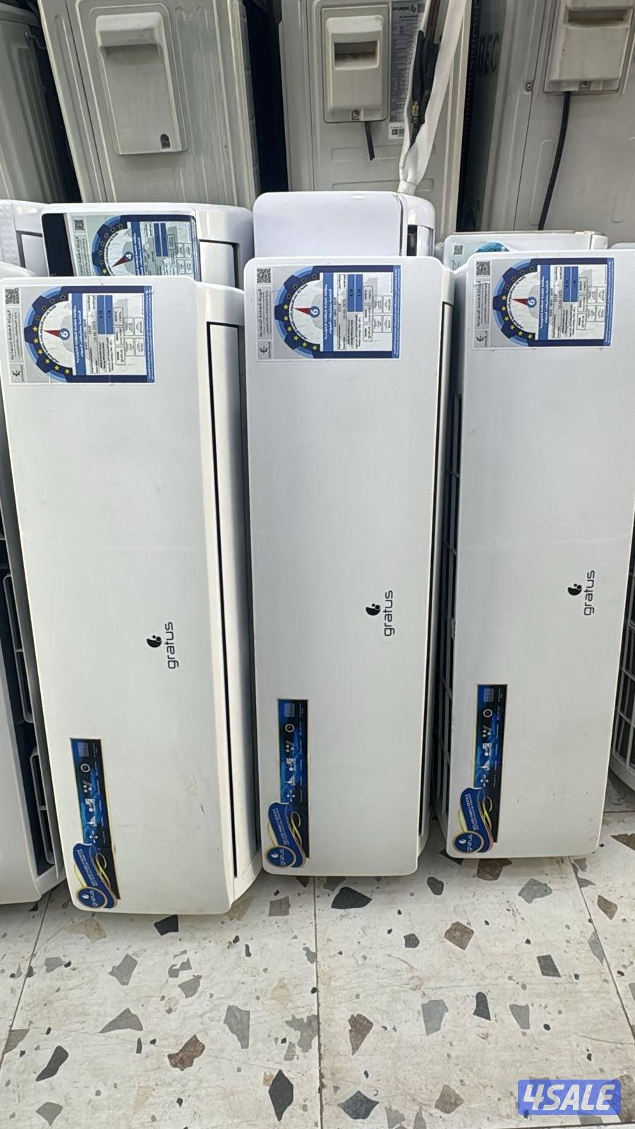 loking nice a.c compser asle all ton have2