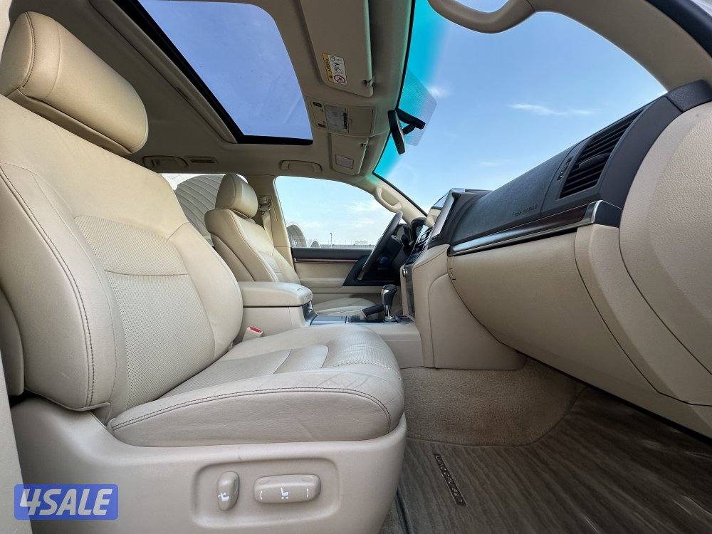 معرض القمة 🚩8