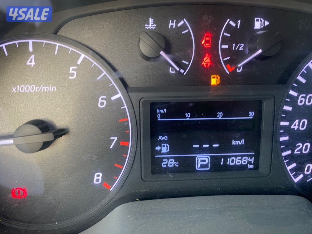 للبيع نيسان سنترا موديل ٢٠١٦2