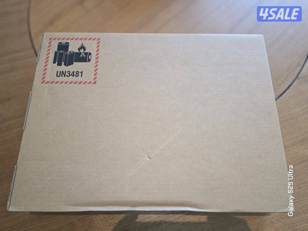 MacBook M5 Pro 16" New Unboxed1
