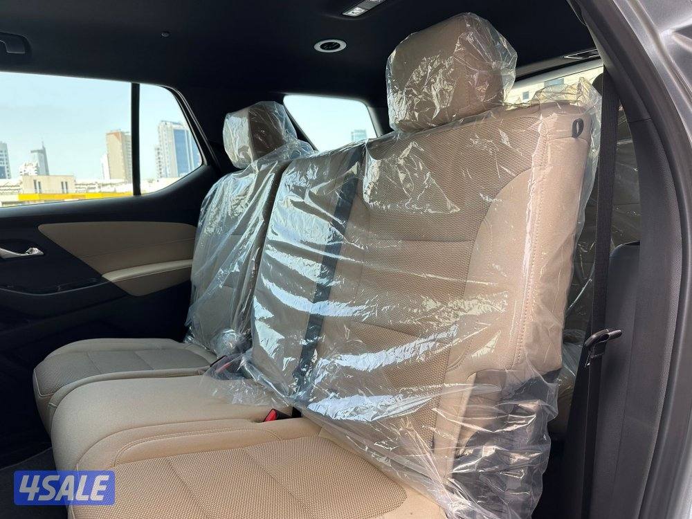 ترافيرسLT موديل2023 عداد35الف وارد الغانم صيانه مجانيه لغاية120الفك كم7