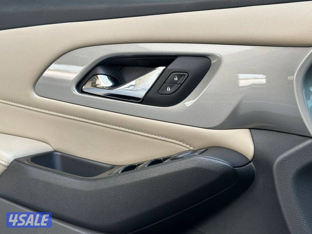 ترافيرسLT موديل2023 عداد35الف وارد الغانم صيانه مجانيه لغاية120الفك كم8