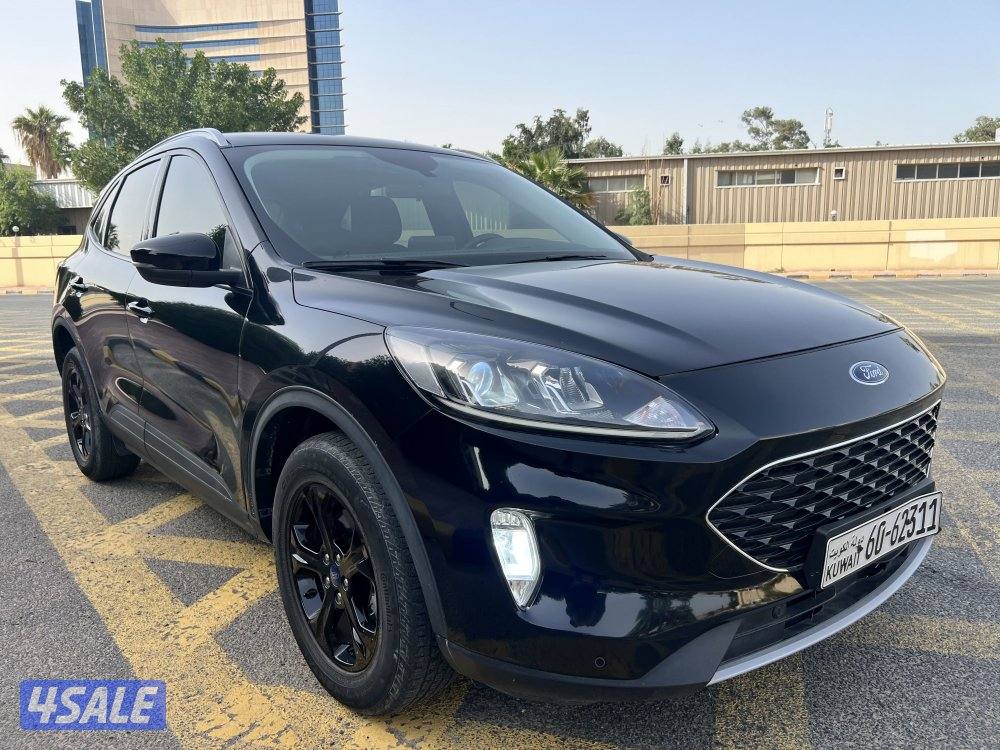 فورد اسكيب موديل 2022 عداد 40 الف1