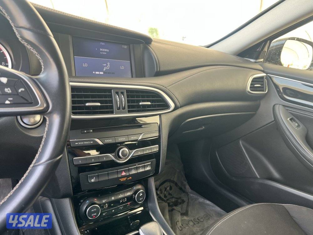 انفينيتي Q30 موديل 2018 عداد 84 الف11