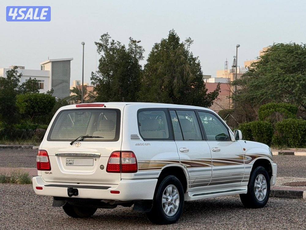 للبيع لاند كروزر GX-R موديل 2006 وارد الساير2