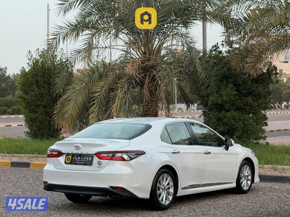 للبيع كامري GLE موديل 2021 وارد الساير3