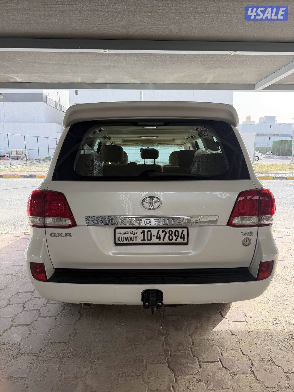 للبيع لاندكروزر 20115