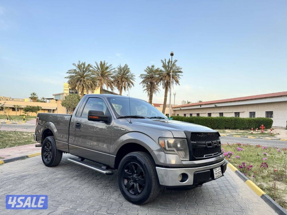للبيع وانيت فورد f150 موديل 2013 بحاله ممتازه0