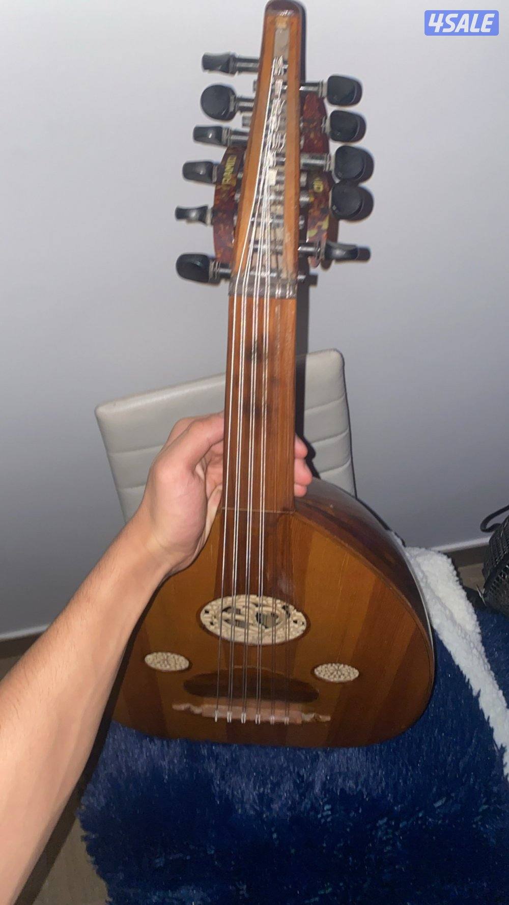 عود جميل و صوته ممتاز و اموره تمام مايبيله غير الدوزان و يناسب الكل3