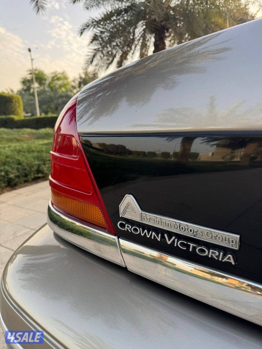 للبيع فورد فكتوريا موديل 2002 بحاله نادره10