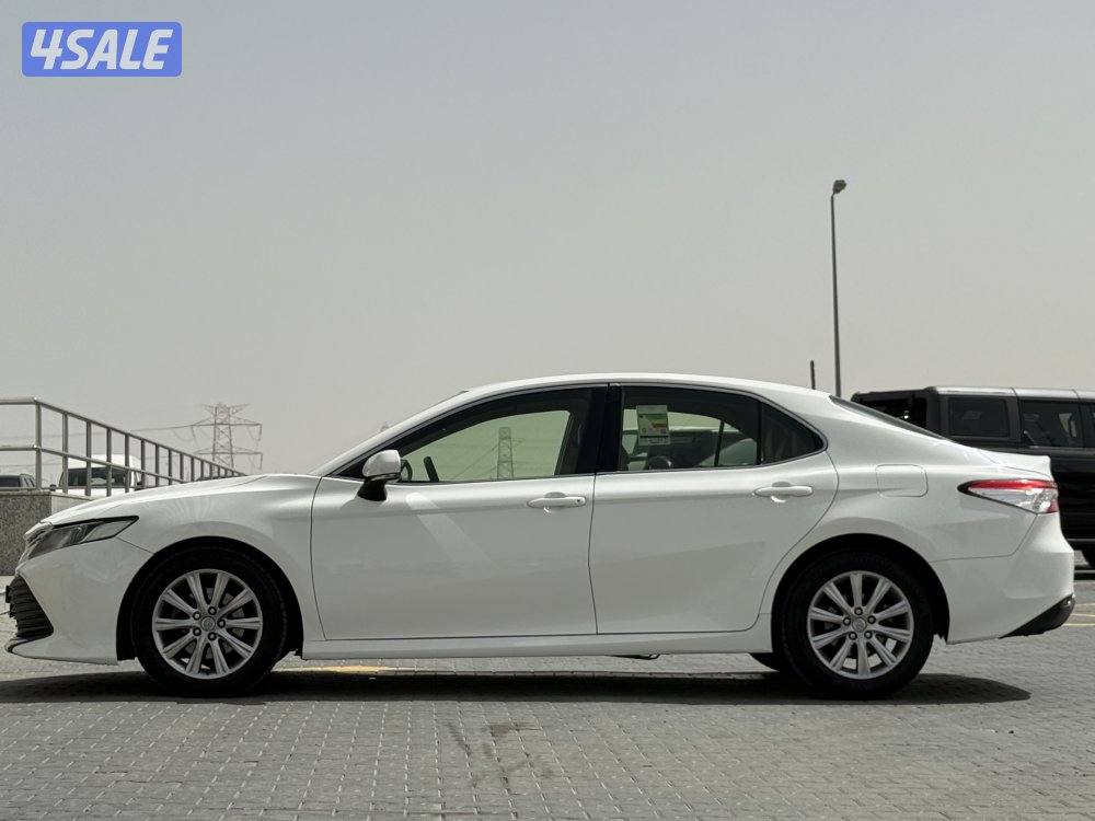 للبيع تويوتا كامري موديل 20192