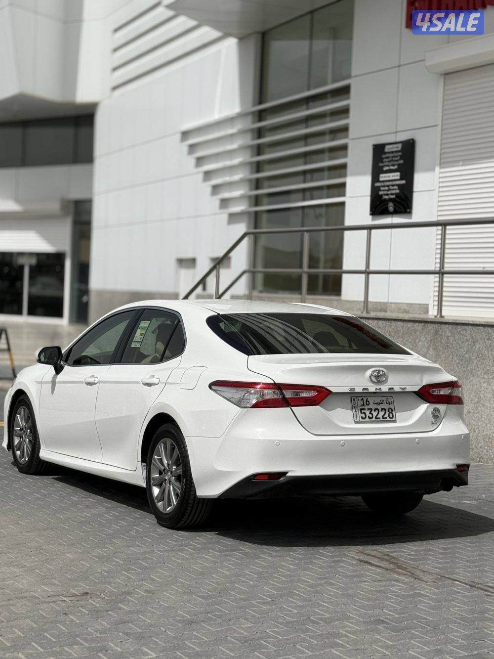 للبيع تويوتا كامري موديل 20194