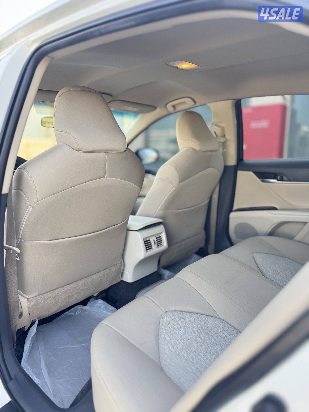 للبيع تويوتا كامري موديل 20199