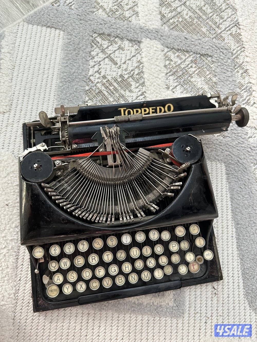 اله كاتبة انتيك0