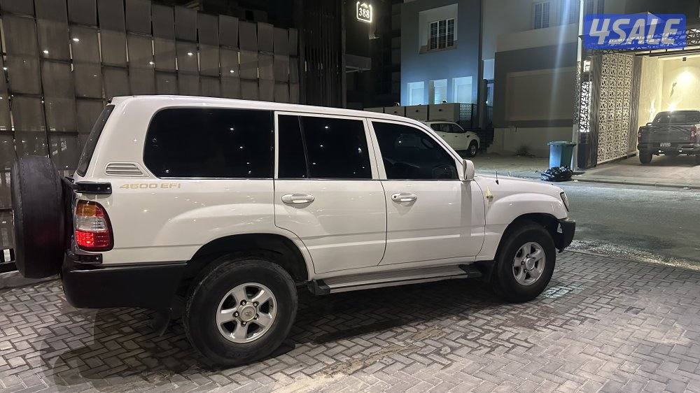 للبيع لاند 2004 gx وارد قطر2