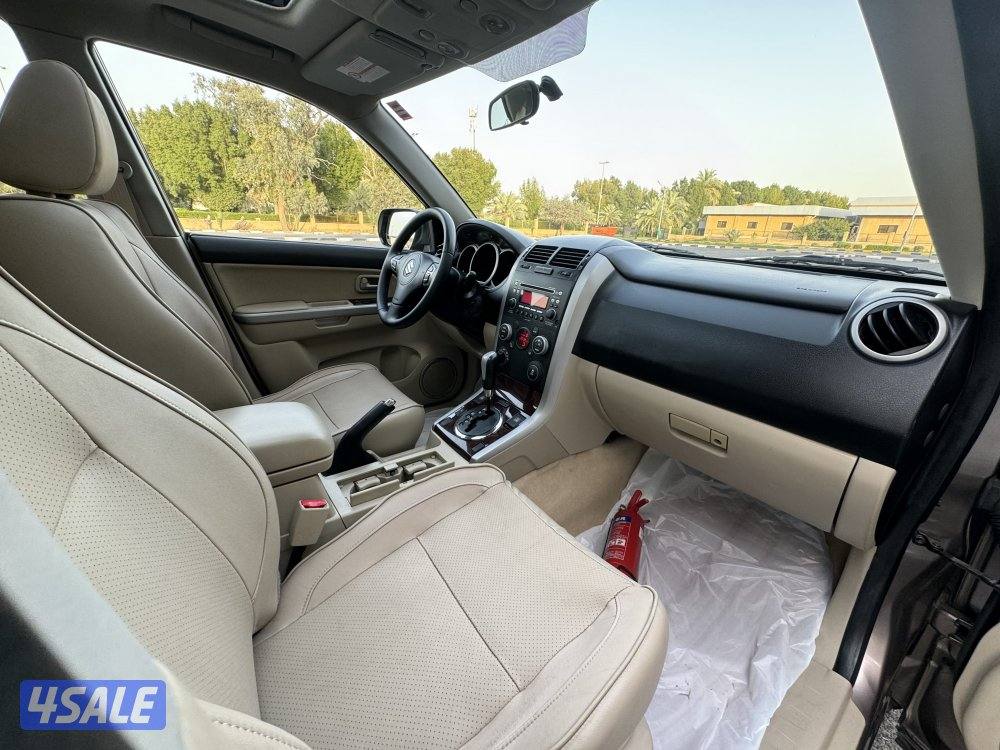 سوزوكي جراند فيتارا 2015 بحاله الوكاله عداد قليل9