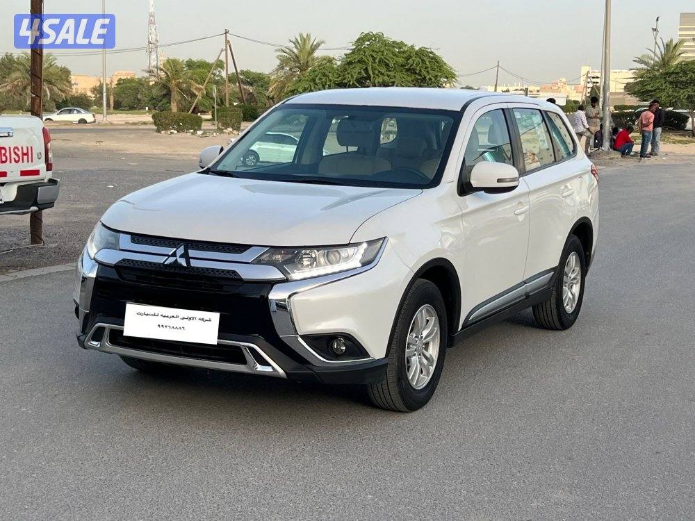 مستوبيشي اوتلاندر - موديل 20220
