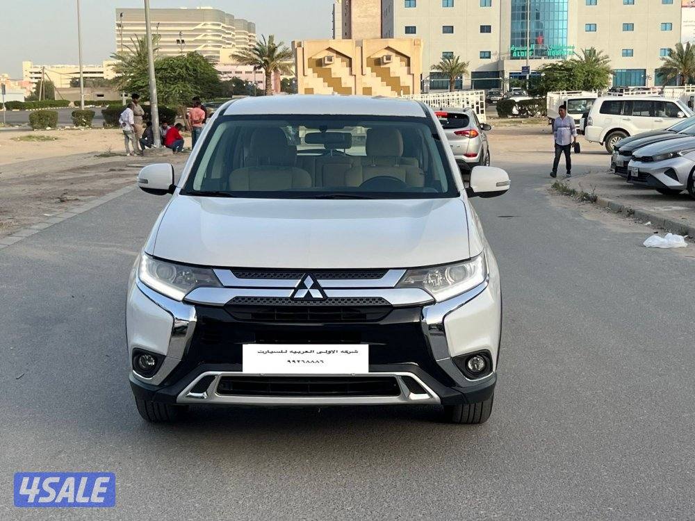 مستوبيشي اوتلاندر - موديل 20223