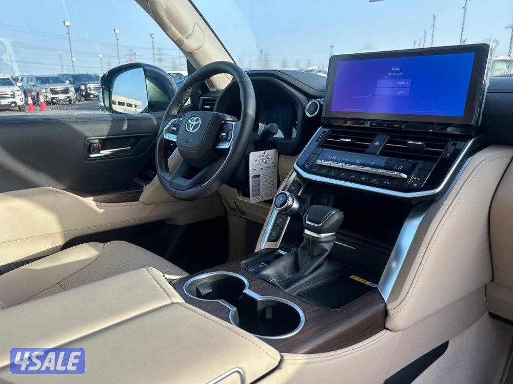 تويوتا لاند كروزر GX.R AEROs twinturbo.V6 موديل 2026 اصفار7