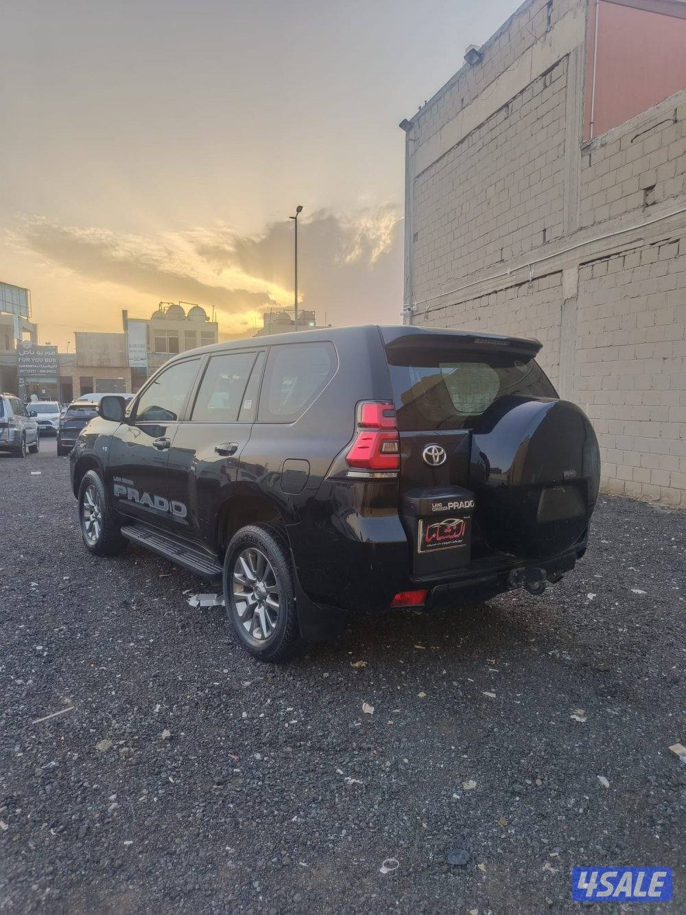 النشاما لبيع وشراء السيارات تويوتا برادو TXL1