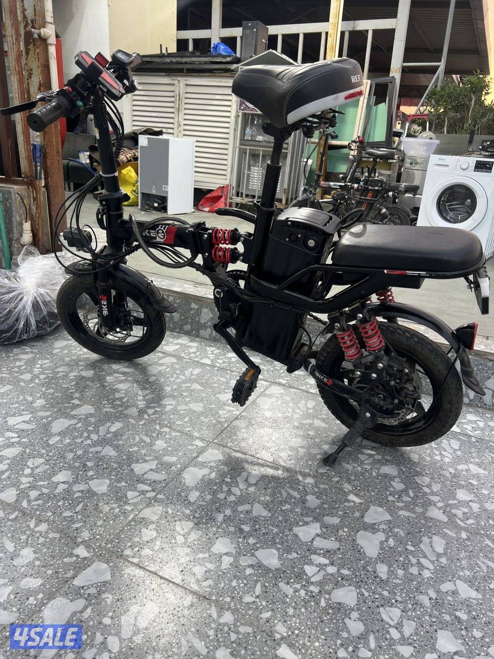 سكوتر لبيع ناطيف جدن ستمعنلوت شهرين بس لس سبه جديد3