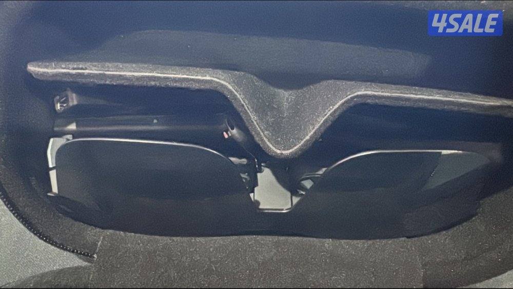 للبيع نظارة سنمائيه ٢٠٠ بوصه1