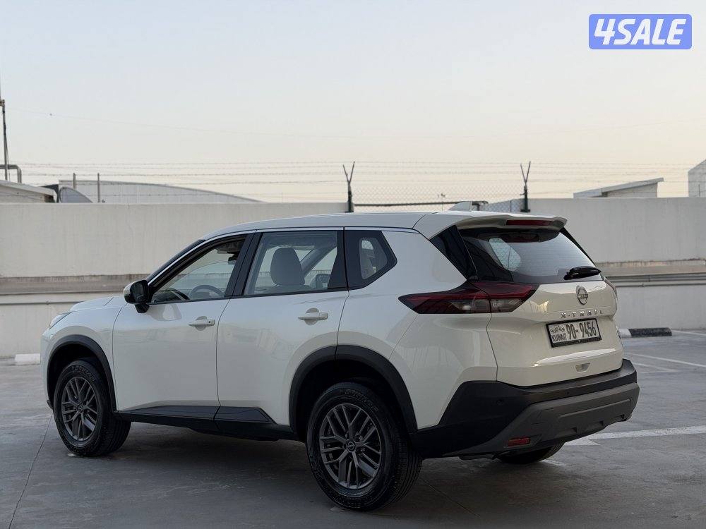 أكس تريل موديل 2025 عداد 36 الف Km تحت الكفاله تامين شامل بحالة وكاله3