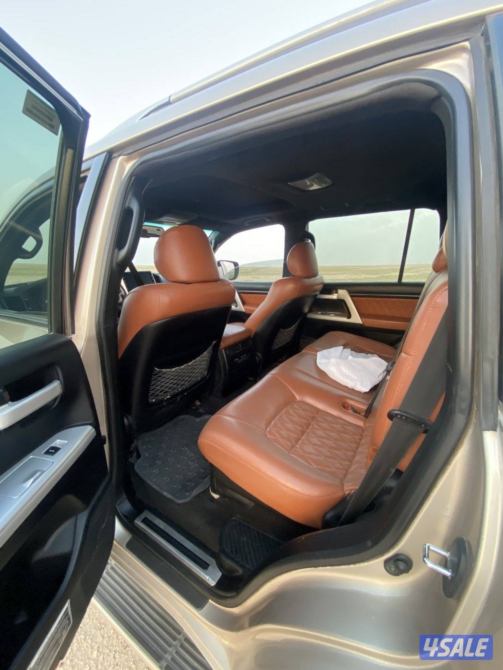 لاند كروزموديل  2011 شرط الفحص عداد 396 ثمانينه سلندر0