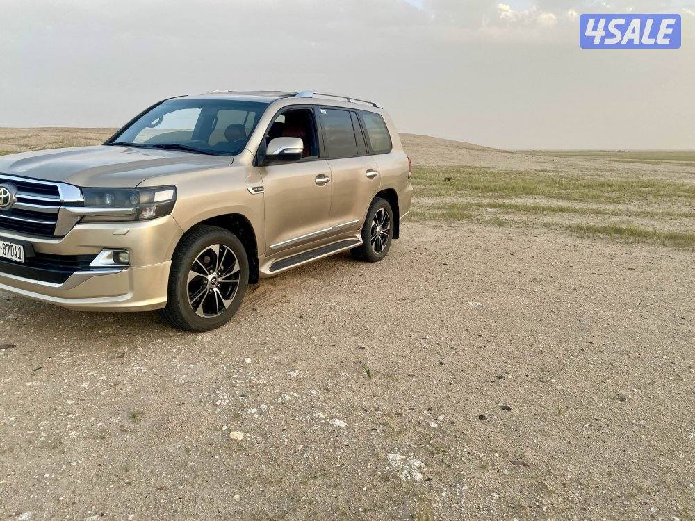 لاند كروزموديل  2011 شرط الفحص عداد 396 ثمانينه سلندر4