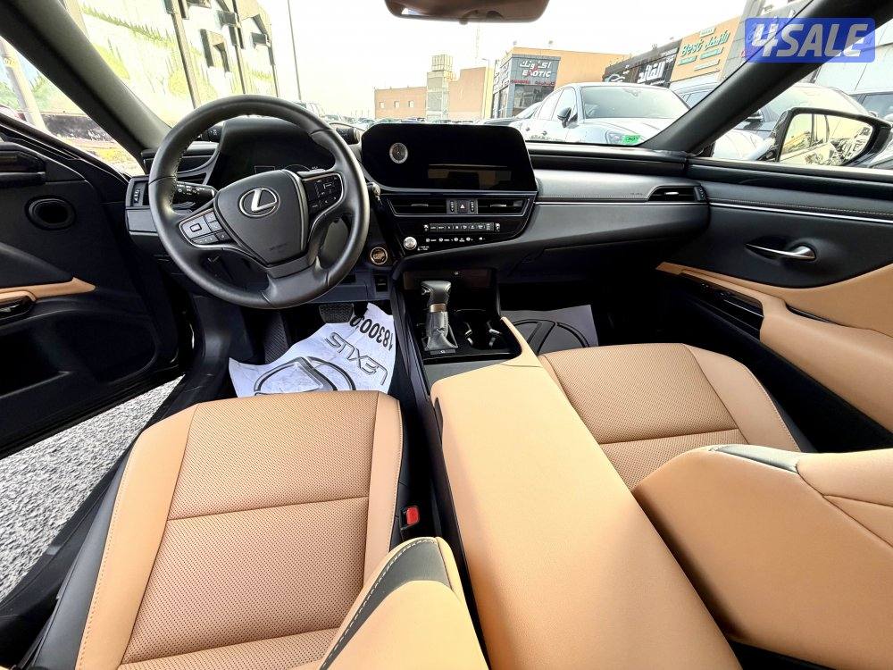 لكزس ES 250 الساير 2023 تحت الكفالة12