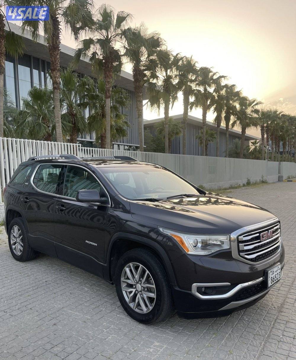 جمس اكاديا 2018 صبغ الوكالة—7 راكب مكيف سنترال0