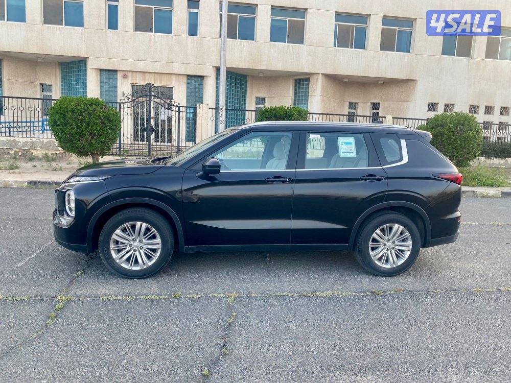 اوتلاندر 2023 صبغ الوكاله عداد41 الف سيرفس منتظم وارد الوكاله0