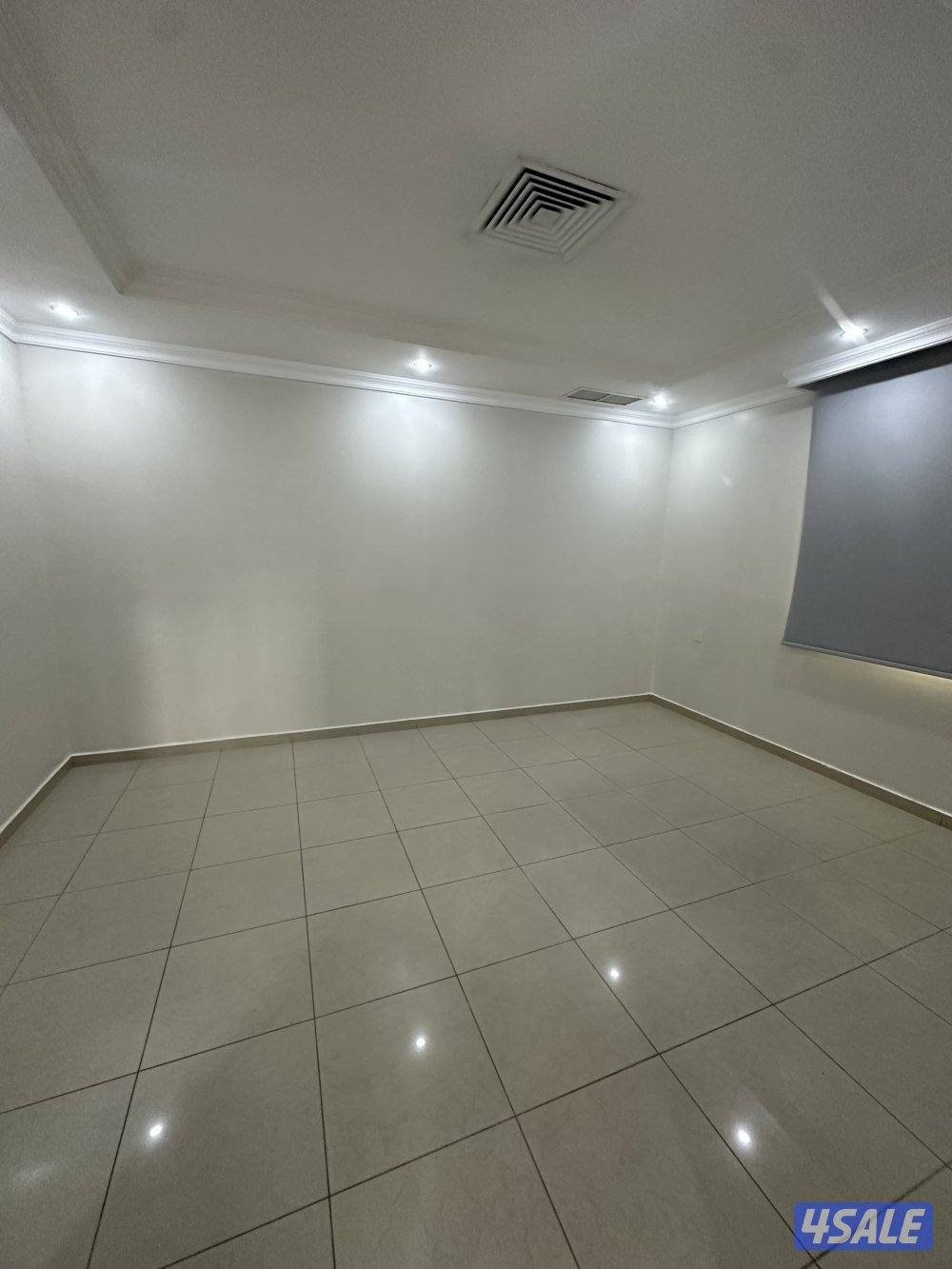 للإيجار شقة أشبيلية من المالك معاريس او طفل4