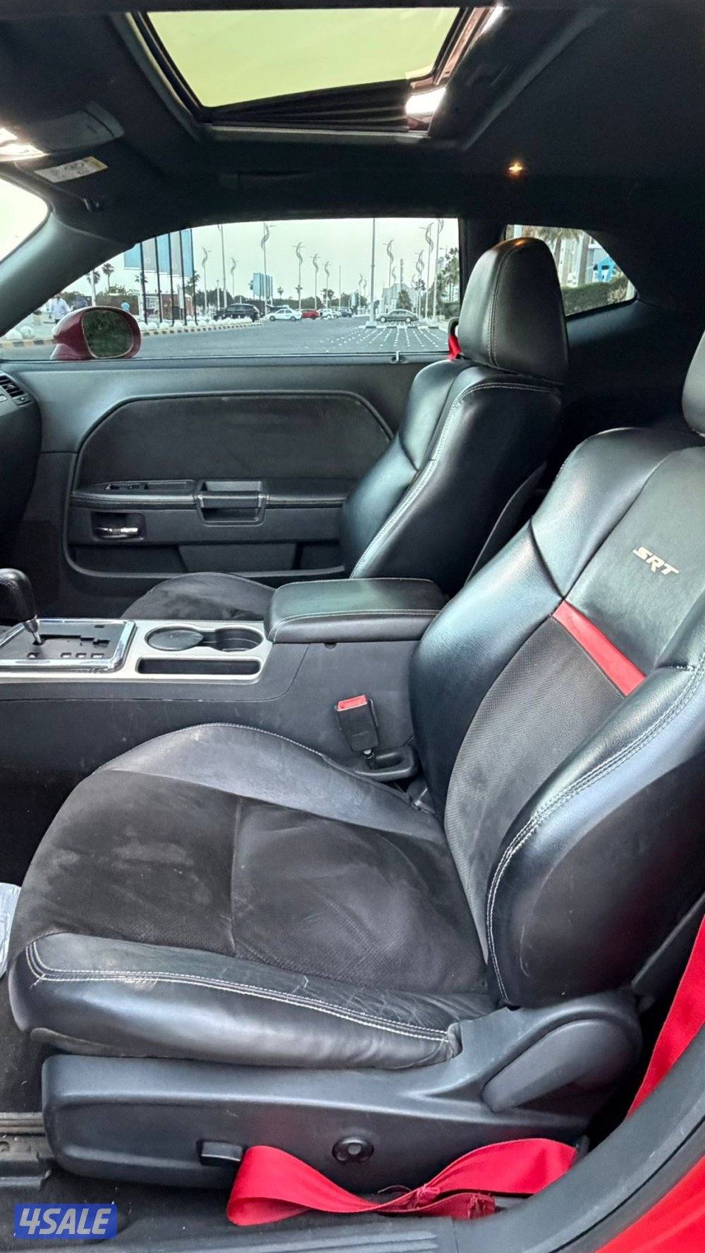 تشالنجر SRT8 موديل 201310