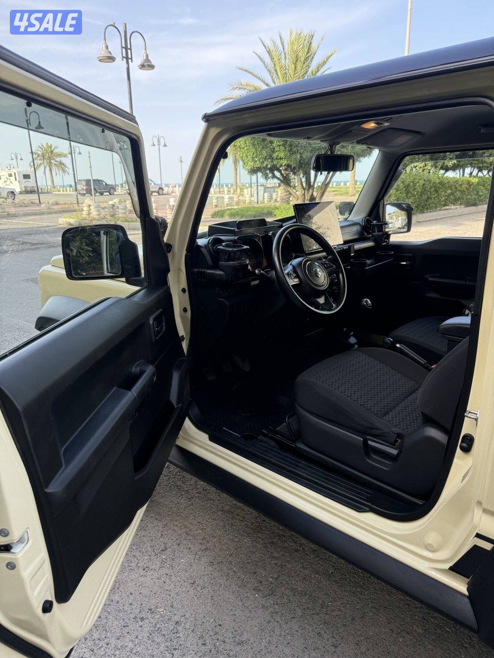 سوزوكي جمني8