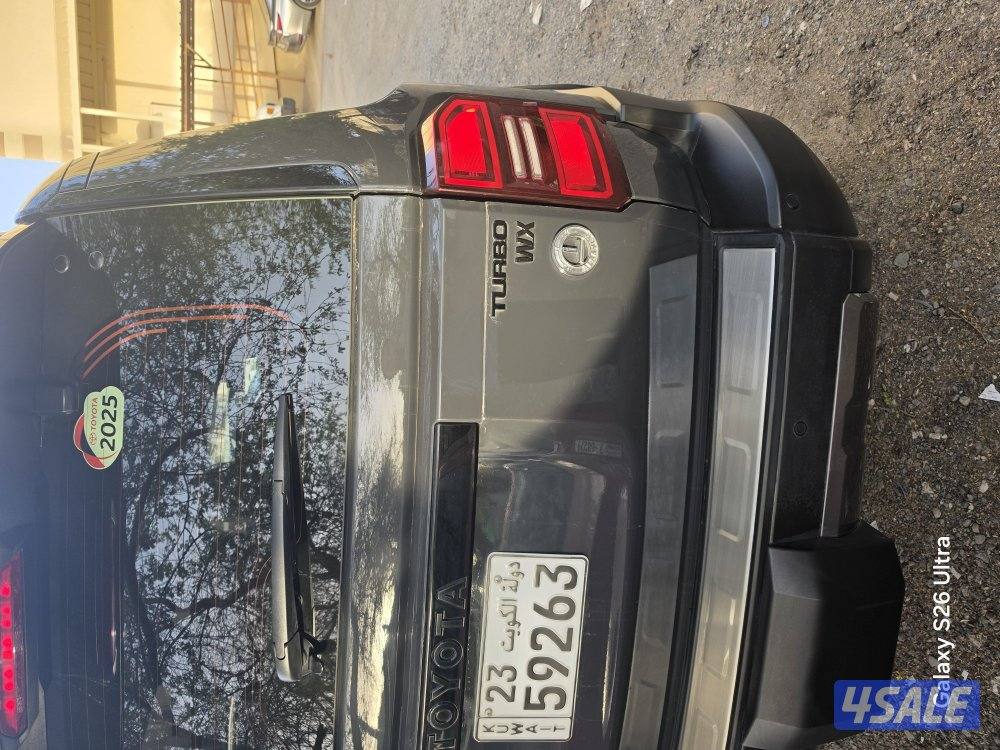 Toyota prado 2025 full option0