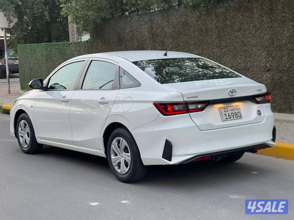 للبيع تويوتا يارس2