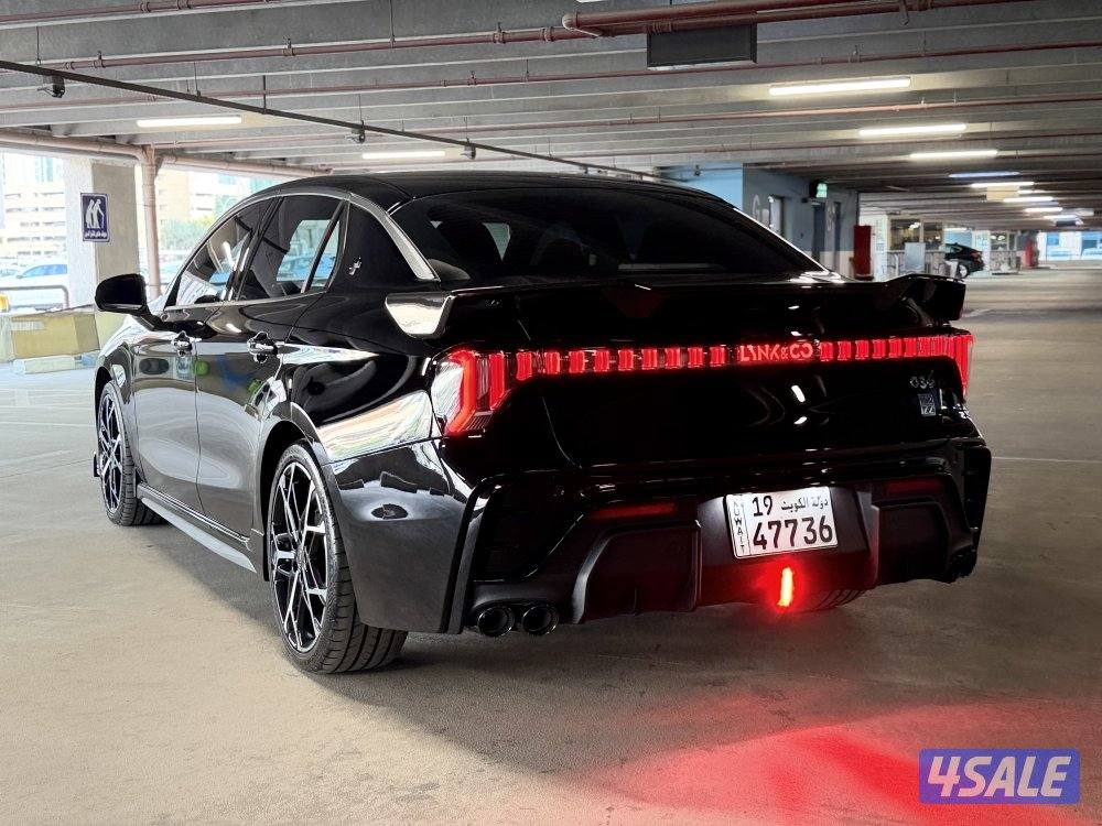 LInk&Co 03+ DOWNFORCE0