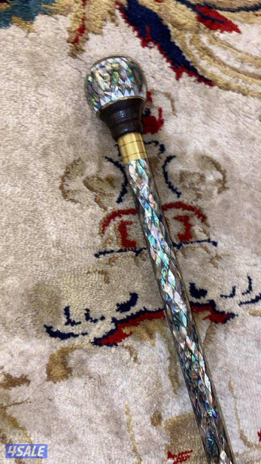 عصاية تراثية مطعّمة بالصدف والنحاس – قطعة فنية يدوية فخمة8