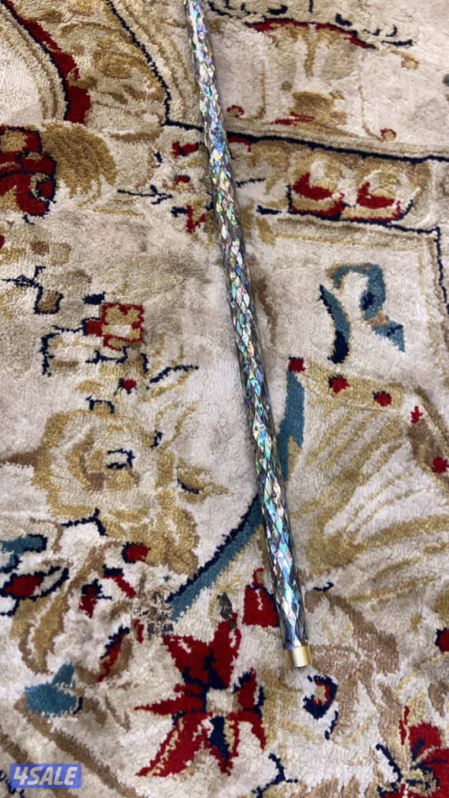 عصاية تراثية مطعّمة بالصدف والنحاس – قطعة فنية يدوية فخمة9