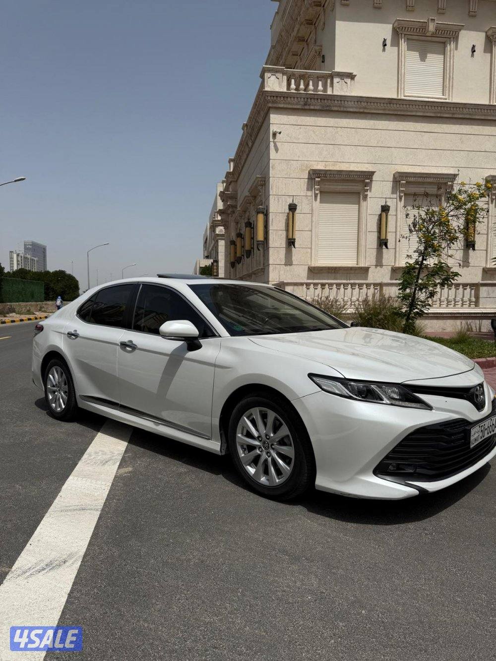 للبيع كامري GLE Full option 20195