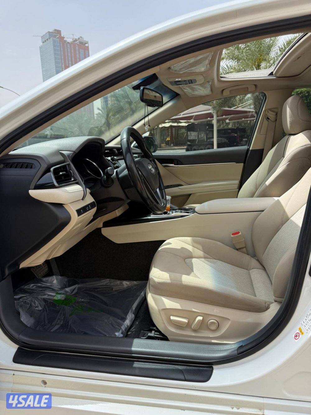 للبيع كامري GLE Full option 20193