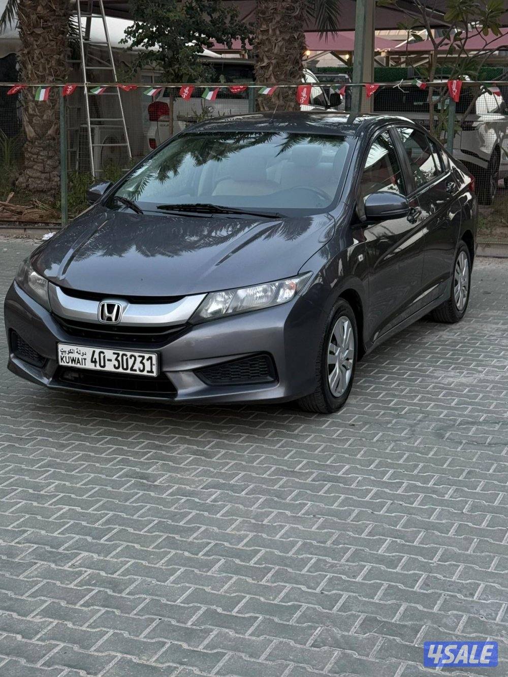 هوندا سيتي موديل 2016 ماشي ١٣٠ الف5